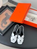 Hermès Slides - Image 2