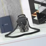 Dior top imported factory embroidery paired with imported cowhide saddle handbag