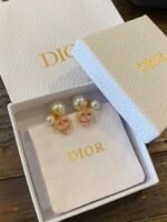Dior size bead pink heart CD earrings - Image 2