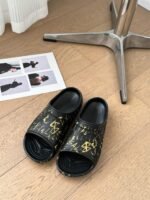 Balenciaga Slides - Image 2