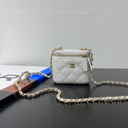 Chanel original leather, 25s new color