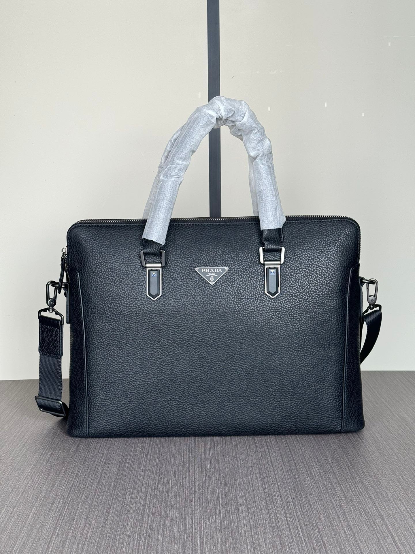 1 PRADA 9976-1A - Image 1