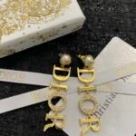 Dior earrings hot selling item - Image 3