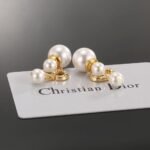 Dior letter pearl earrings - Image 6