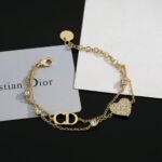 Dior's new light luxury niche temperament double-layer bracelet - Image 6