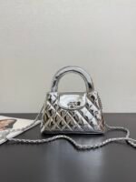 Chanel Original leather, 26c patent leather large Kelly quilted handbag