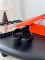 Hermès Slides - Image 4