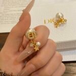 Dior CD pearl earrings - Image 5