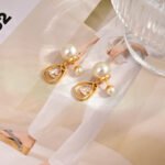 Dior metal earrings - Image 5