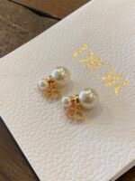 Dior size bead pink heart CD earrings