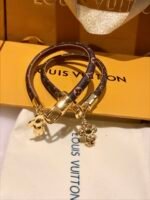 Louis Vuitton Sunflower Doll New Vintage Hand Rope - Image 3
