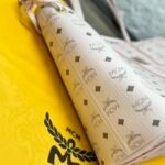 MCM 𝗟𝗶𝘇 𝗩𝗶𝘀𝗲𝘁𝗼 Classic Medium # Haze Powder Double sided Shopping Bag - Image 5