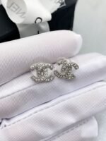 Chanel's classic best-selling mini cc stud earrings - Image 3