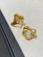 Van Cleef&Arpels Gold Red Jadeite Clover Earrings - Image 3