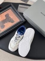 Balenciaga Hamptons Sneakers - Image 3