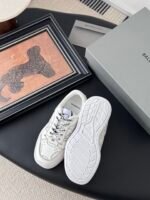 Balenciaga Hamptons Sneakers - Image 3