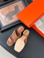Hermès Slides - Image 3