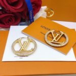 Louis Vuitton's new round diamond studded gold earrings - Image 3