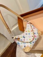 LV Boulogne铆钉牛角包 - Image 5