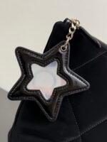 Chanel original leather spot 25n ski series shopping clutch large size - Image 3