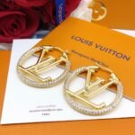 Louis Vuitton's new round diamond studded gold earrings - Image 2