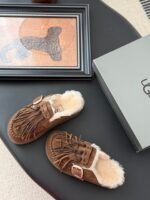 UGG Slippers - Image 5