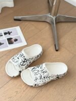 Balenciaga Slides - Image 5