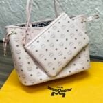 MCM 𝗟𝗶𝘇 𝗩𝗶𝘀𝗲𝘁𝗼 Classic Medium # Haze Powder Double sided Shopping Bag - Image 7