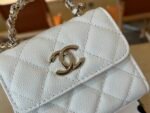Chanel A96183 - Image 2