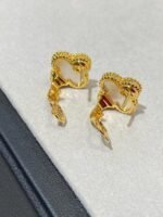 Van Cleef&Arpels Gold Red Jadeite Clover Earrings - Image 6