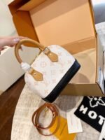 LV Alma Nano - Image 6