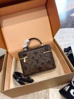 Lv 新款 vanity pm - Image 6