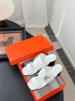 Hermès Slides - Image 5