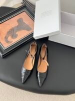 Maison Margiela kinkies - Image 2