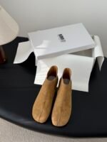 Maison Margiela Tabi Chelsea Ankle Boots - Image 2