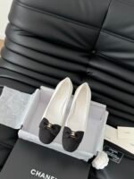 CHANEL Cap Toe Bow Pumps - Image 2