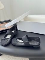 MM6 Anatomic Numeric Ballerinas