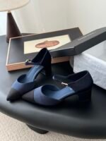 Chanel Pumps