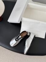 Maison Margiela Tabi - Image 5