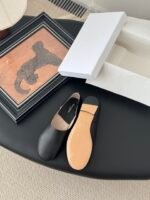 Maison Margiela Tabi - Image 3
