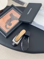 CHANEL Mules - Image 3