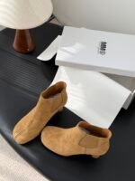 Maison Margiela Tabi Chelsea Ankle Boots - Image 5
