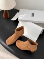 Maison Margiela Tabi Chelsea Ankle Boots - Image 5