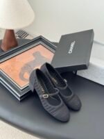 Chanel Raffia Mary Jane Block Heels - Image 5